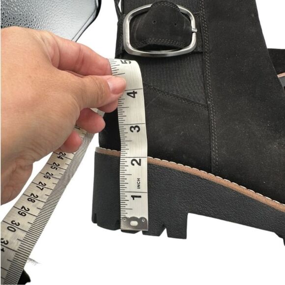 Blondo Dahlia NWOT Oversized Buckle Chunk Heel Suede Waterproof  Boots Black … - Picture 5 of 8
